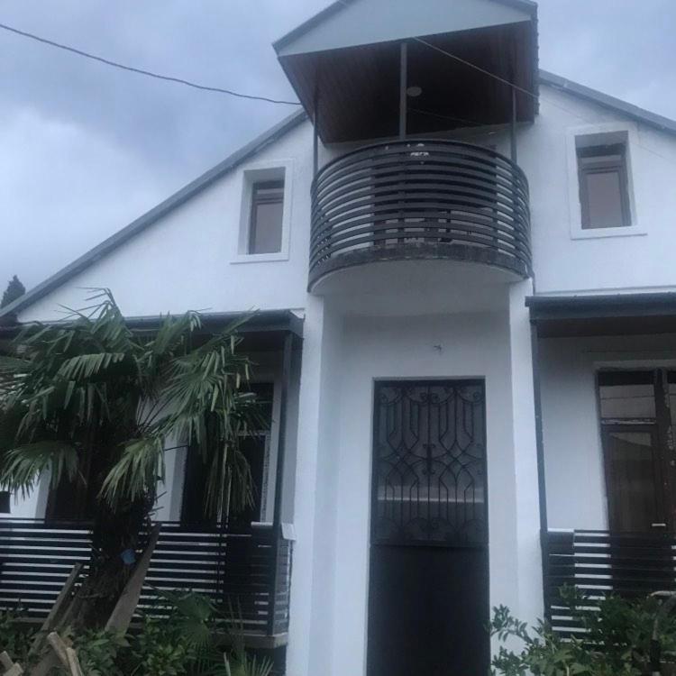 Nino & Irodi'S Guest House Kutaisi Luaran gambar