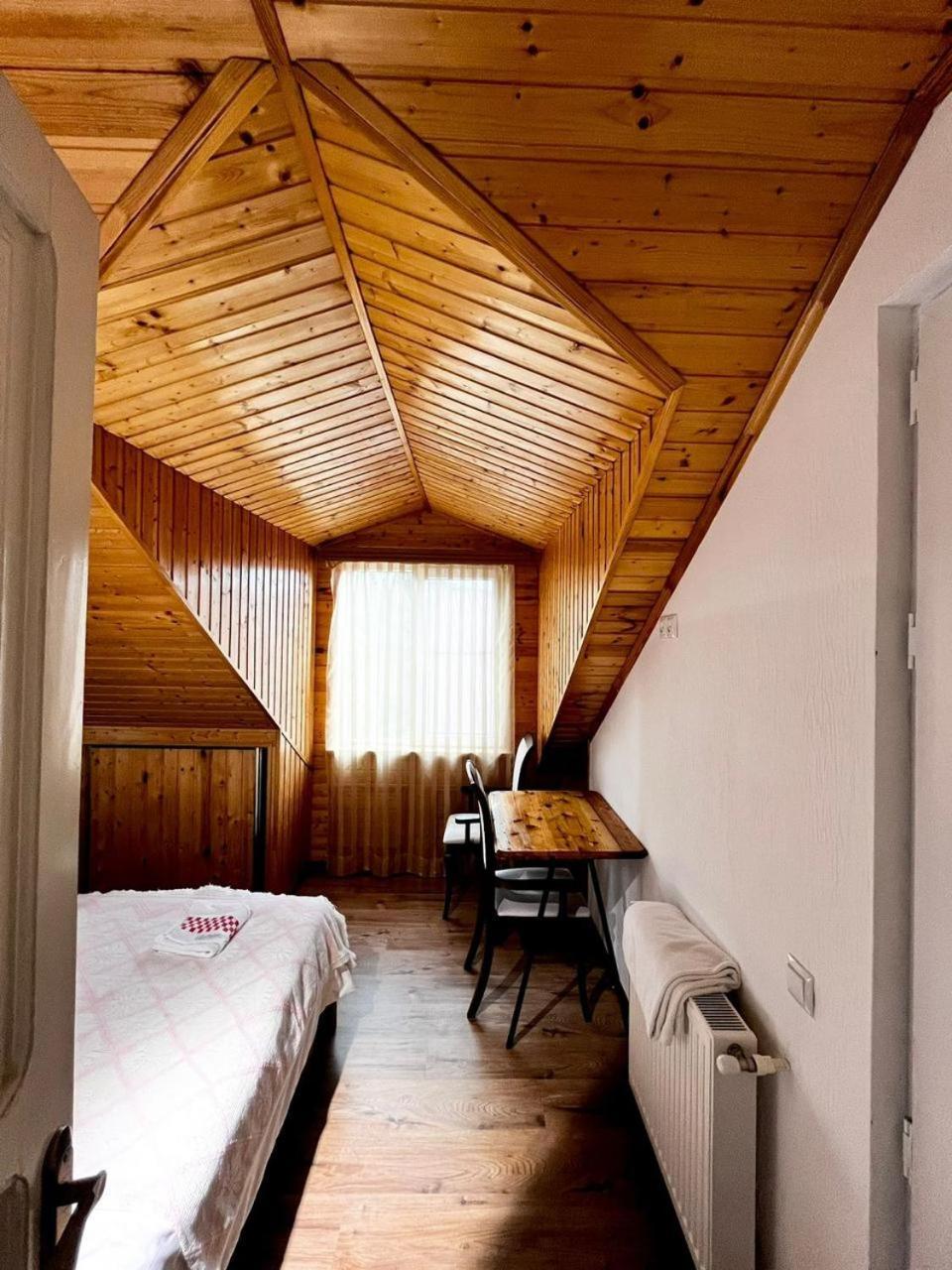 Nino & Irodi'S Guest House Kutaisi Luaran gambar